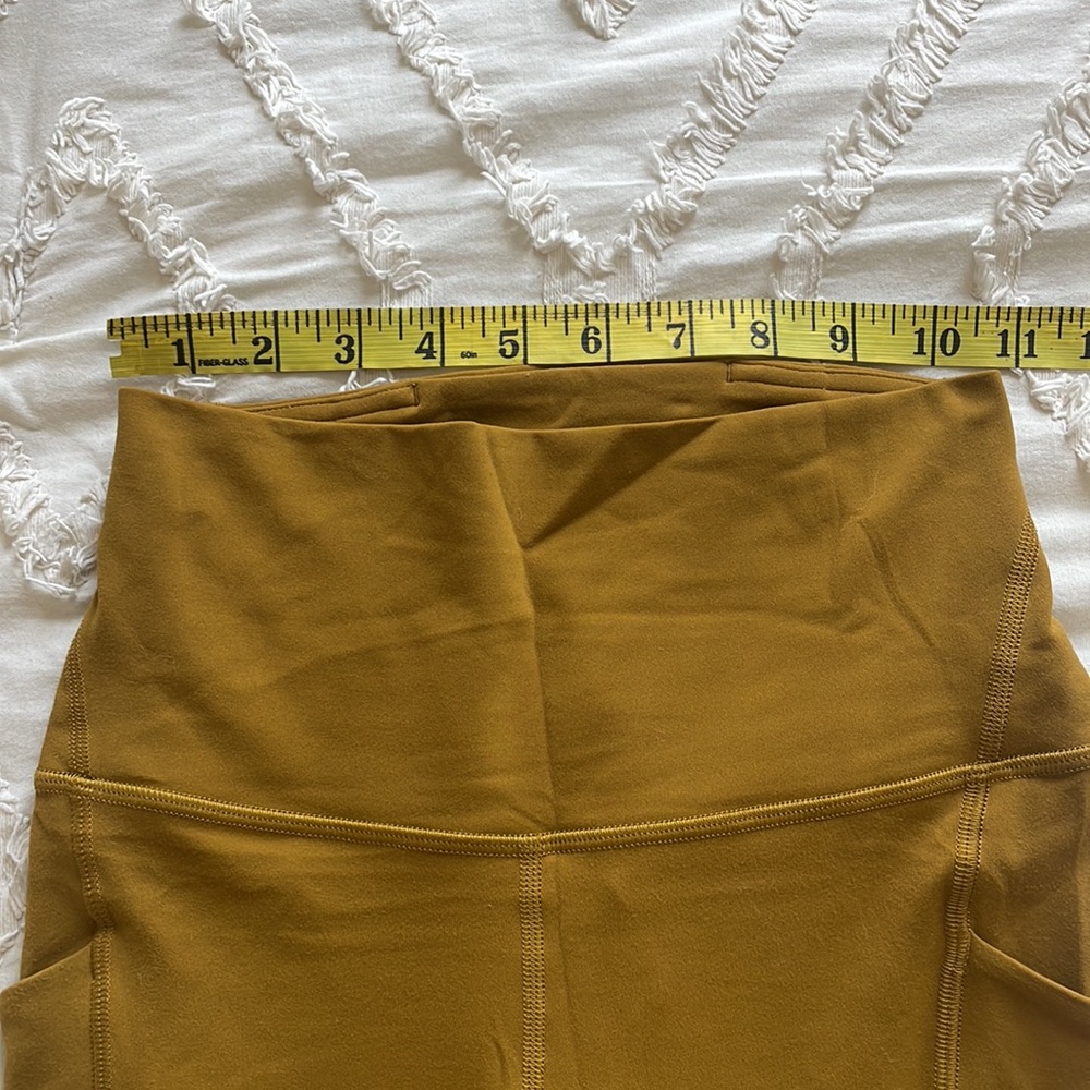 Lululemon high rise leggings with pockets - Picture 5 of 7